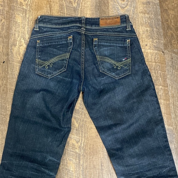 Tommy Hilfiger V-front vintage low rise w/fading details throughout 26/34 - Picture 11 of 15